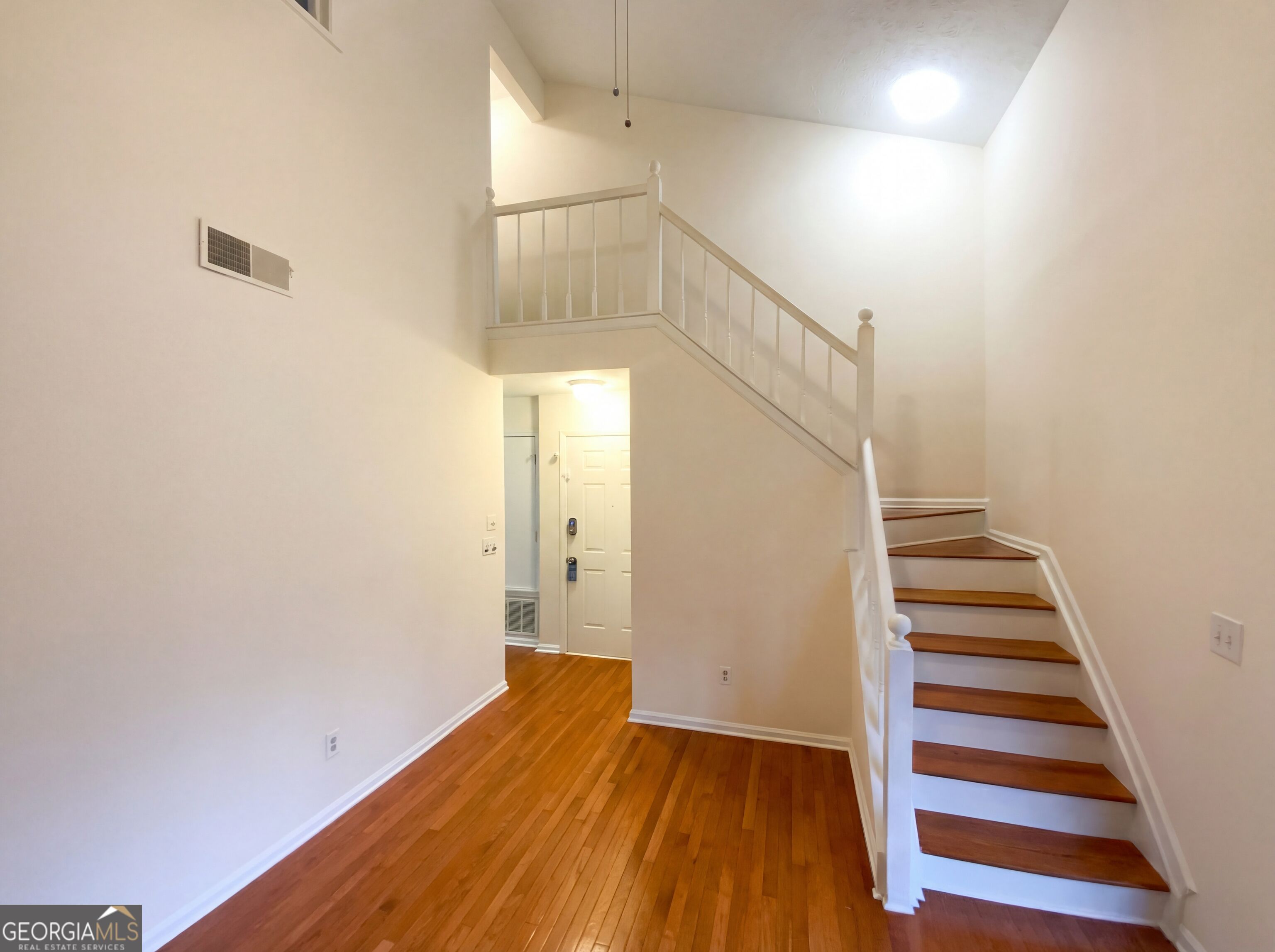 311 Quail Run Property Photo 6
