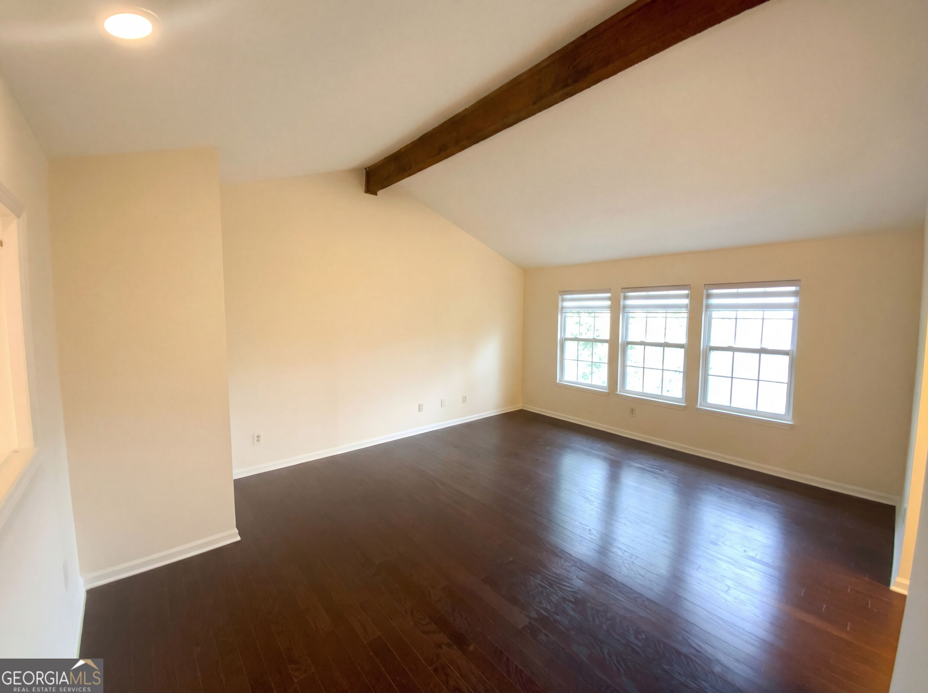 311 Quail Run Property Photo 11