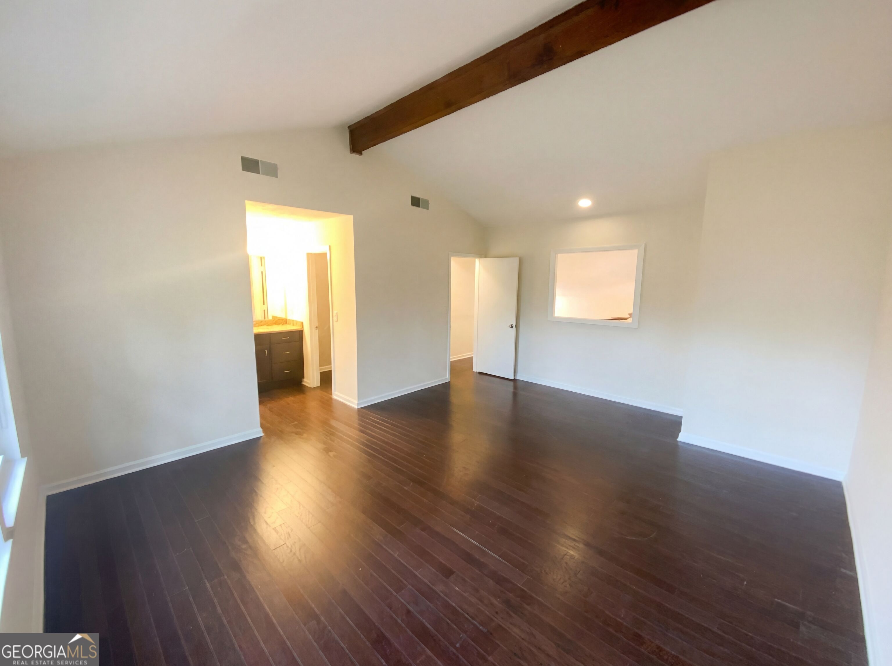 311 Quail Run Property Photo 12