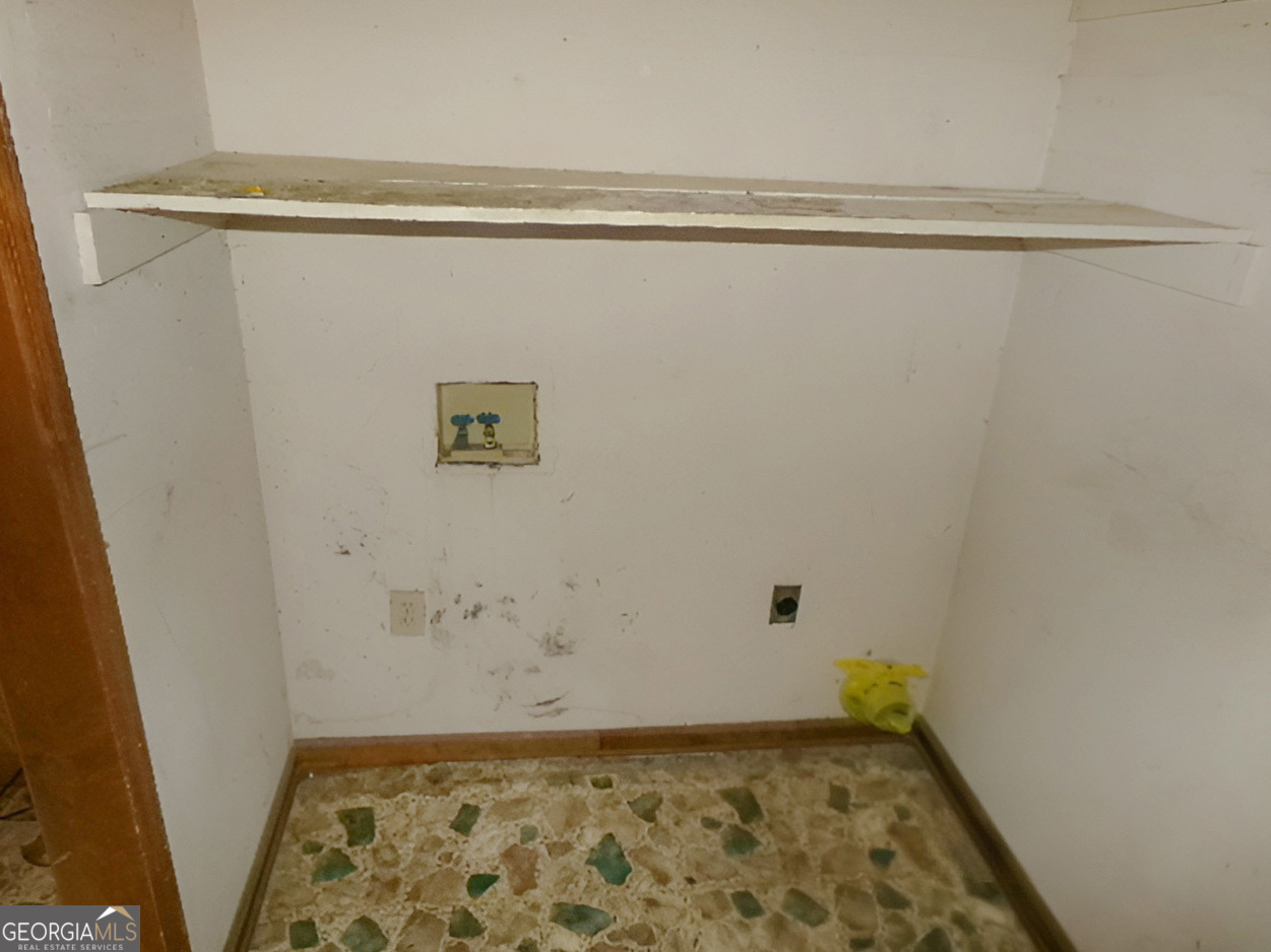 110 Irwinton Circle Property Photo 11