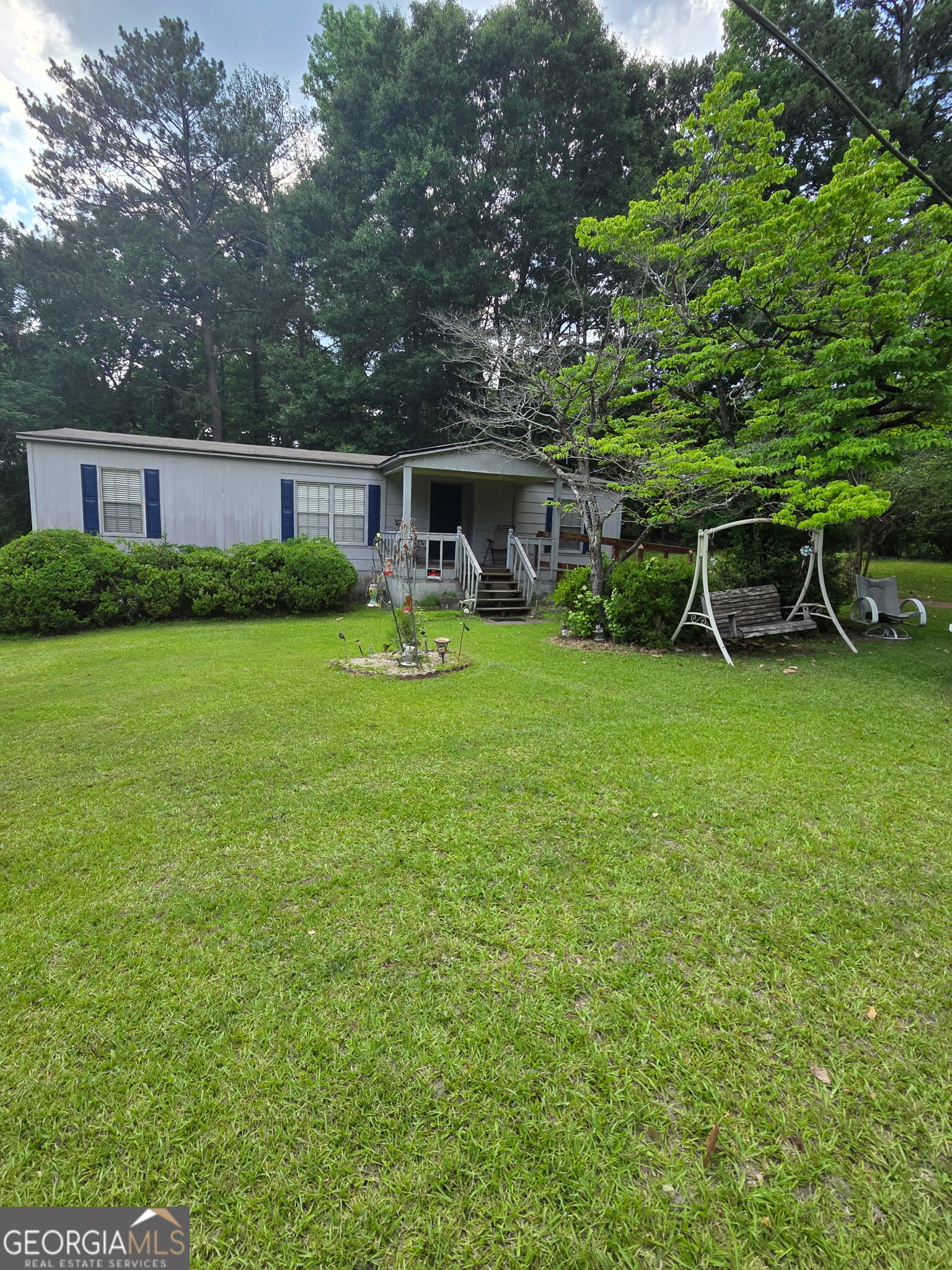 3825 N Goddard Road Property Photo 1