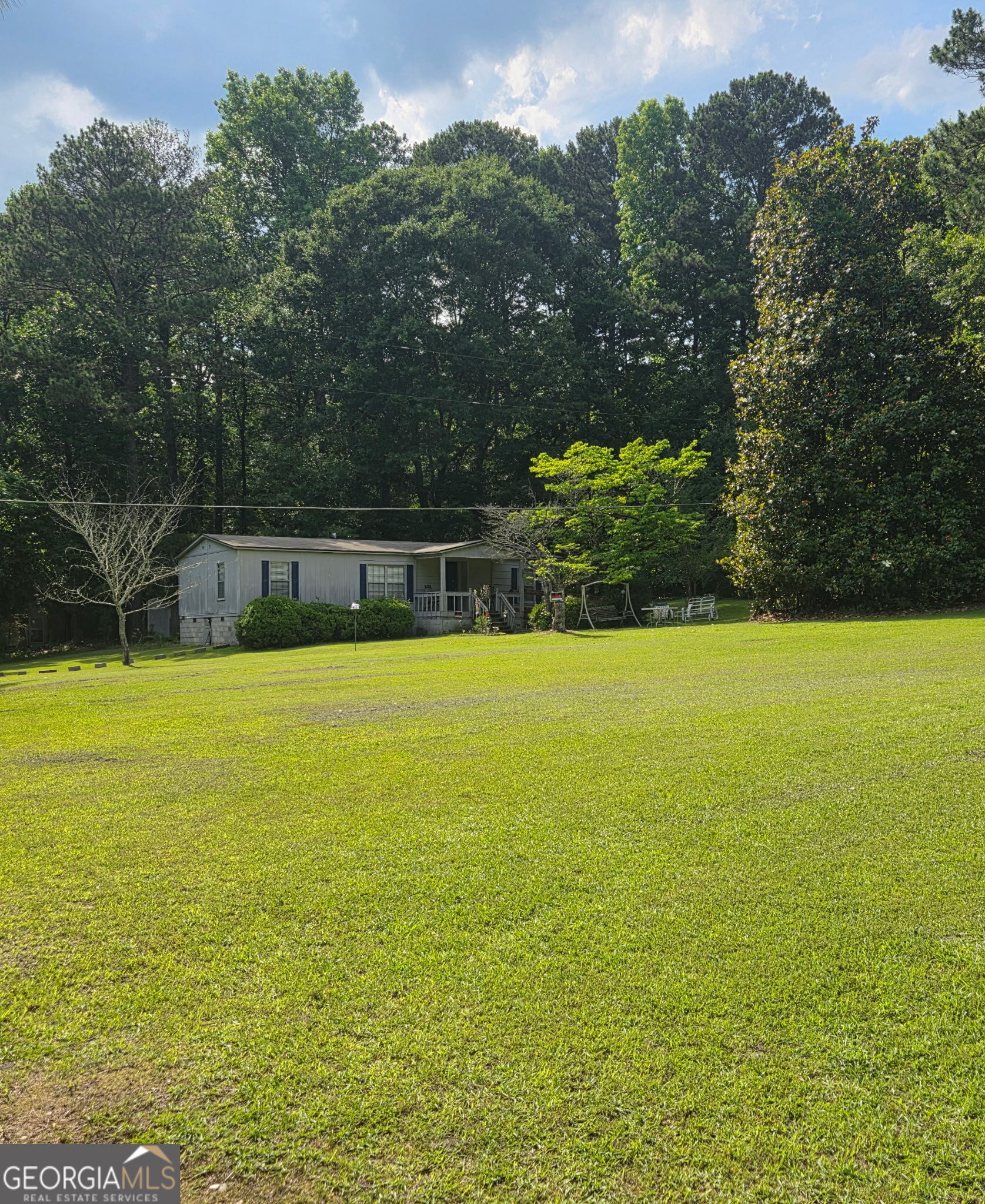 3825 N Goddard Road Property Photo 2