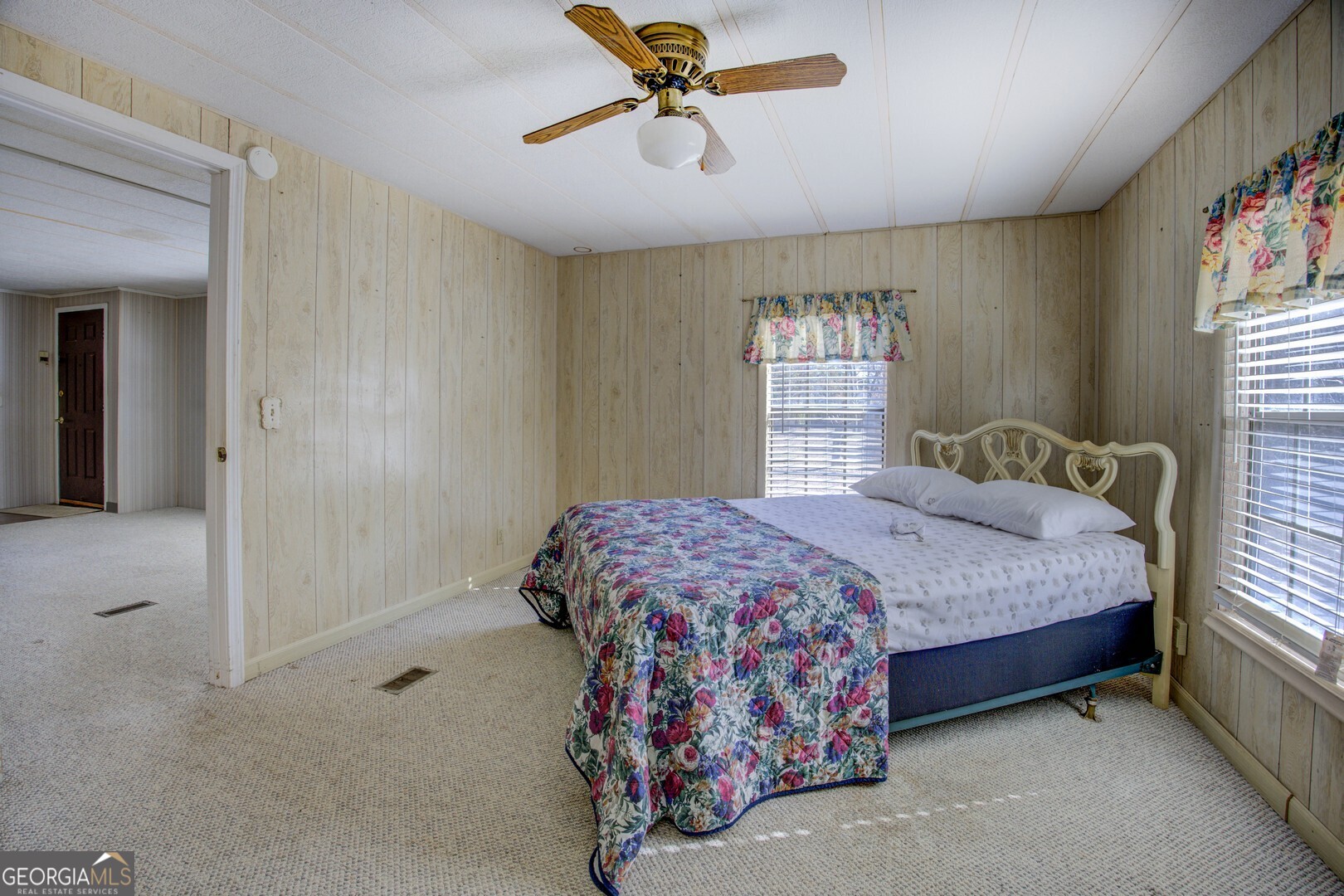 3825 N Goddard Road Property Photo 32