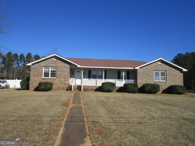 900 Crystal Drive Property Photo 1