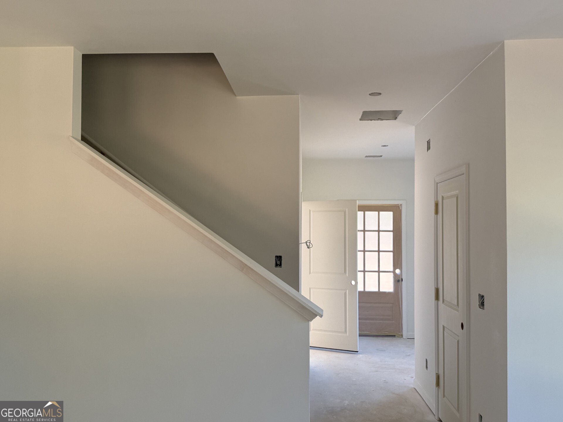 2042 Linda Drive Sw Property Photo 5