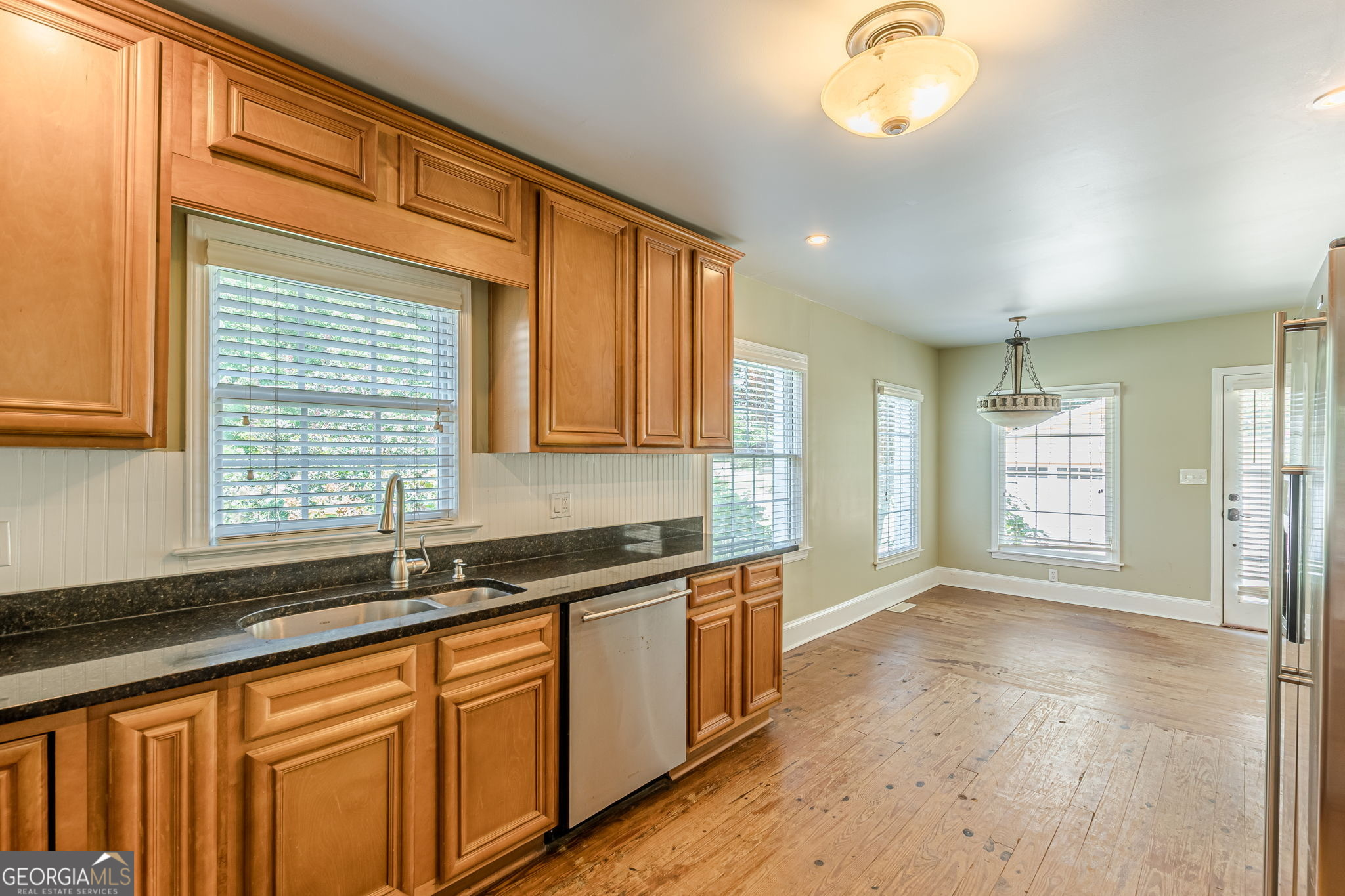 2367 Ridgeway Avenue Property Photo 18
