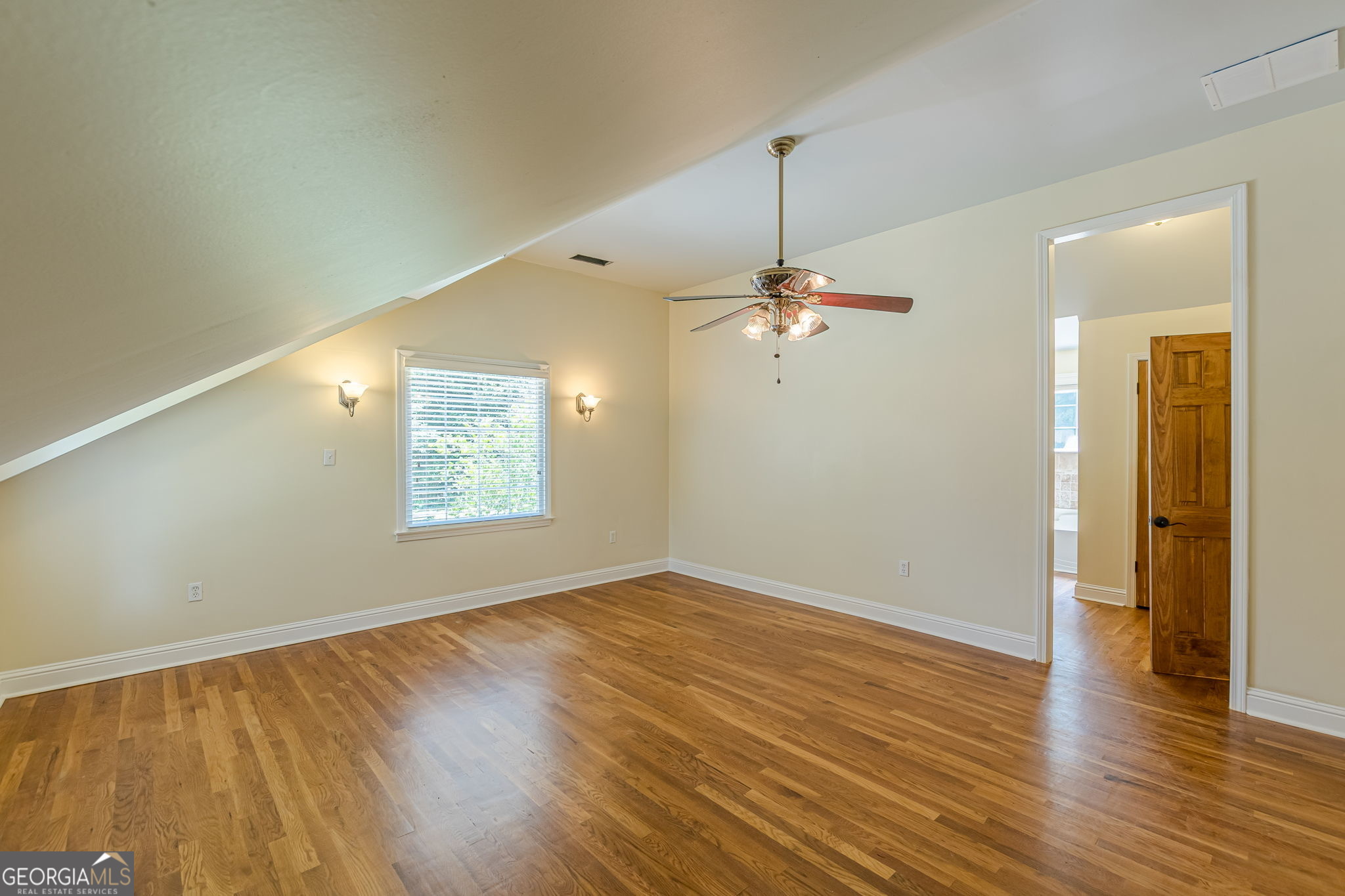 2367 Ridgeway Avenue Property Photo 48