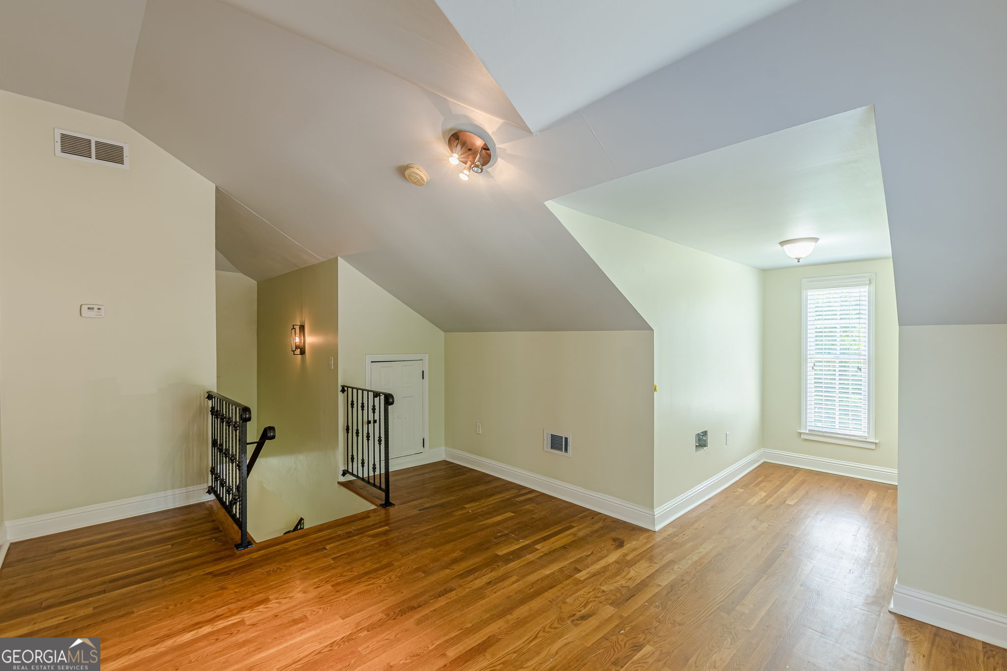 2367 Ridgeway Avenue Property Photo 49