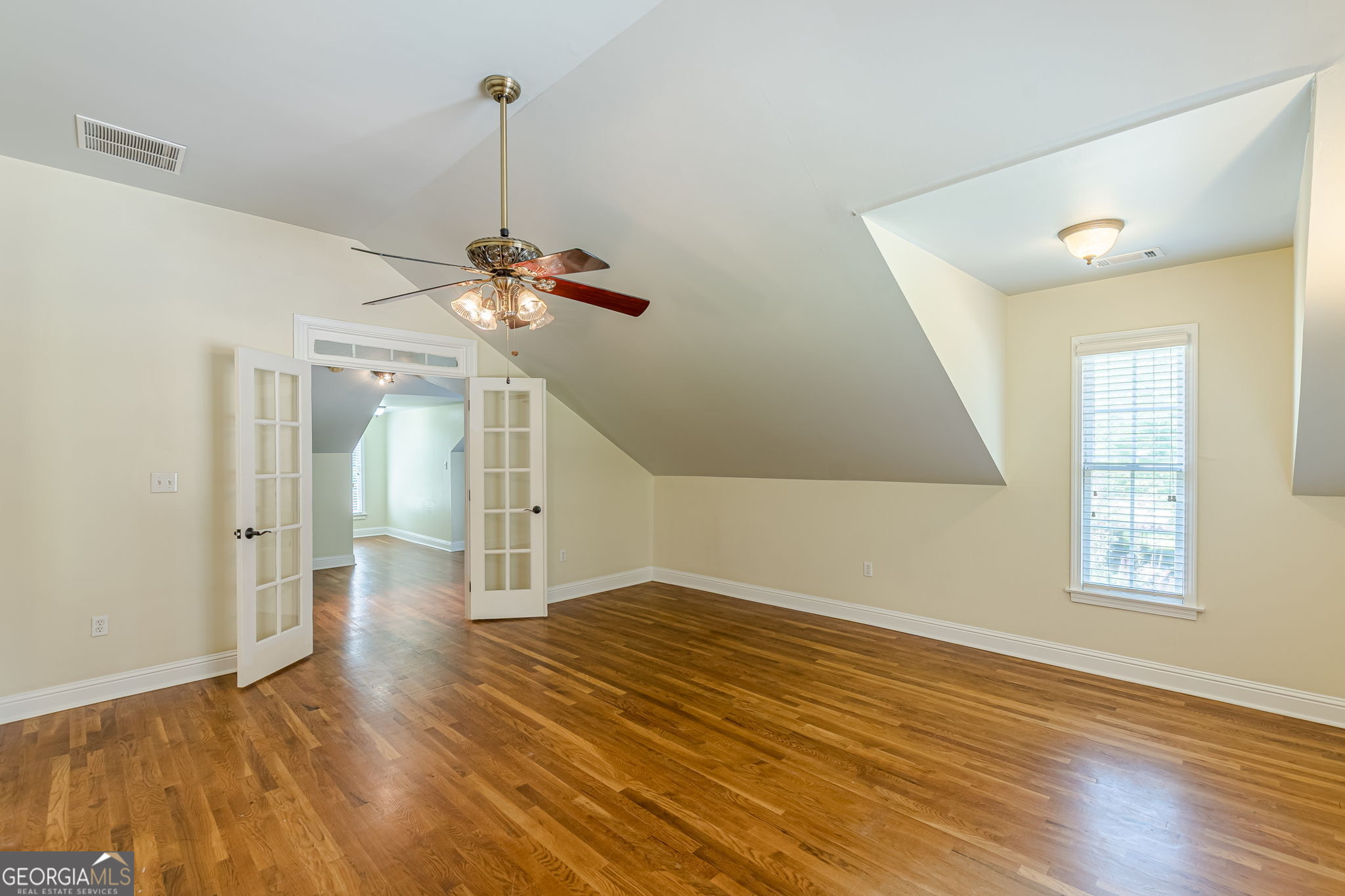 2367 Ridgeway Avenue Property Photo 50