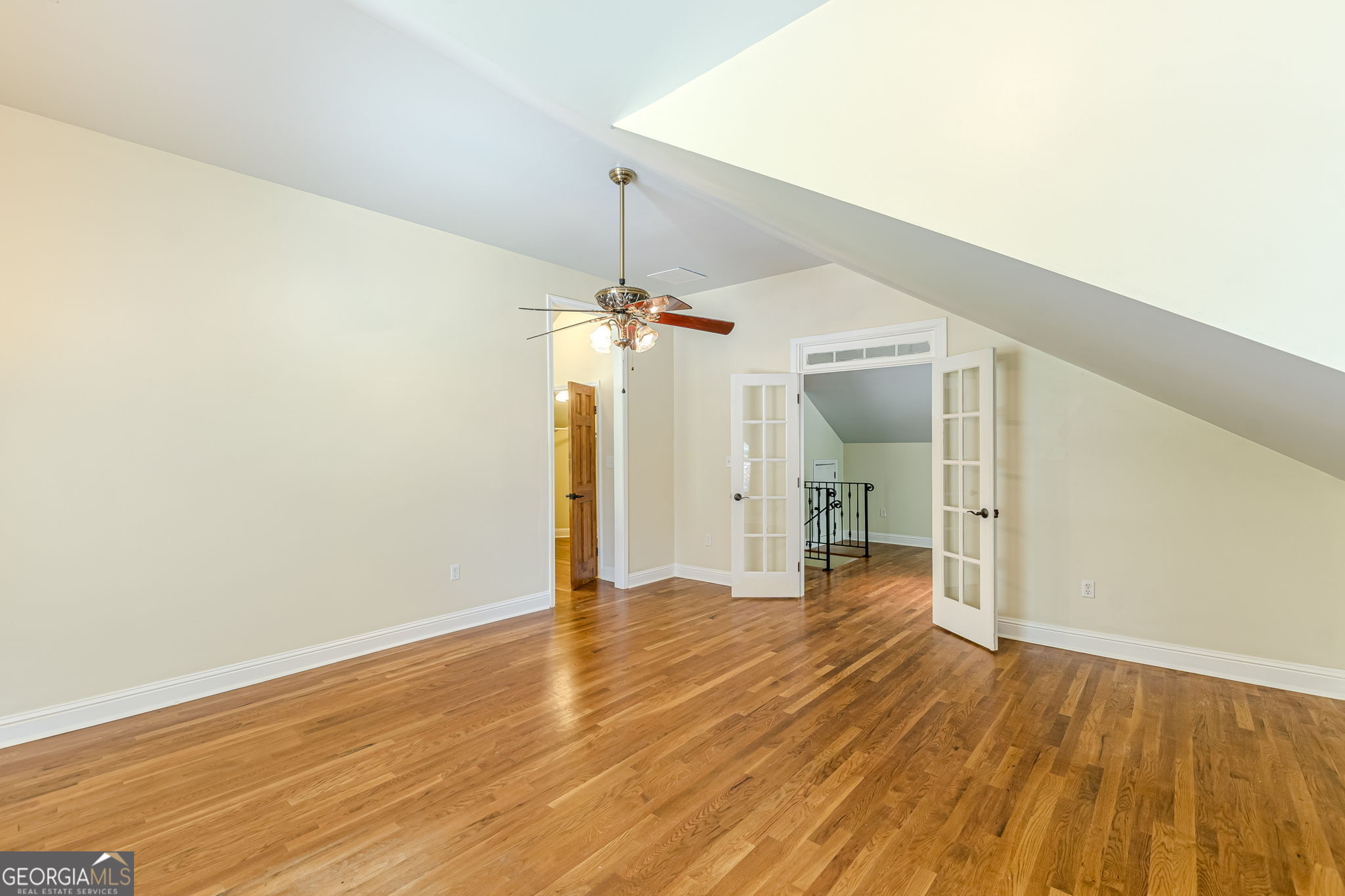 2367 Ridgeway Avenue Property Photo 53