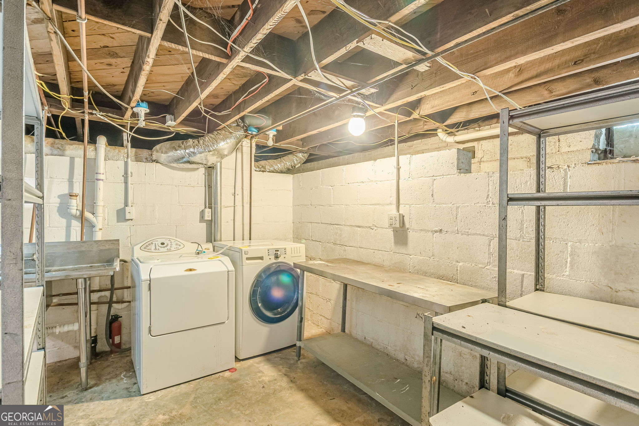 2367 Ridgeway Avenue Property Photo 54