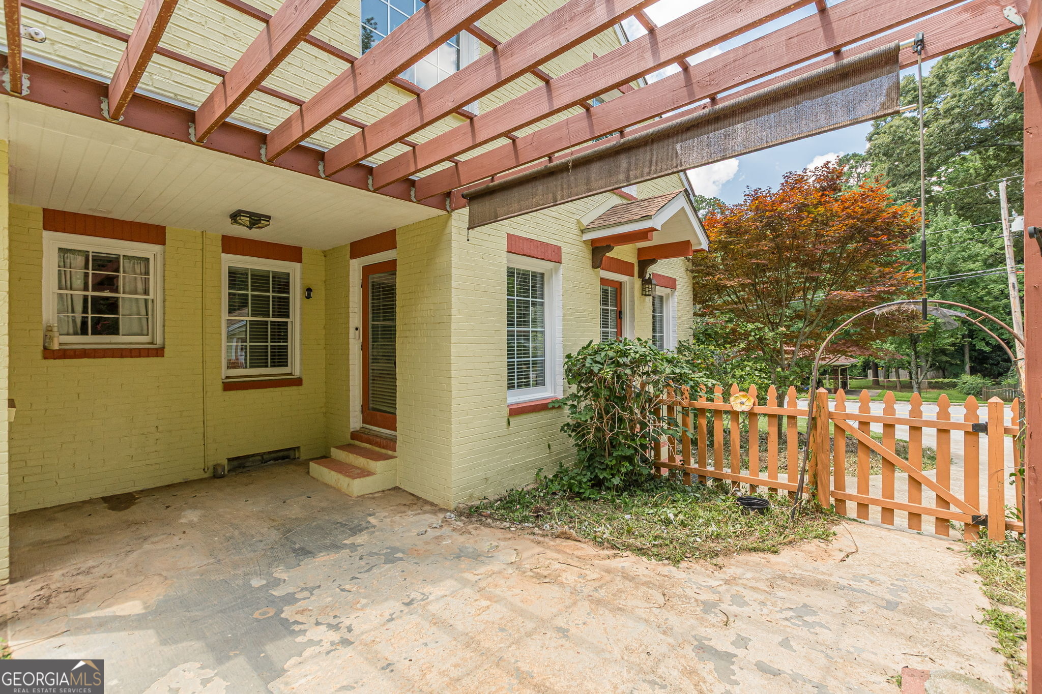 2367 Ridgeway Avenue Property Photo 56