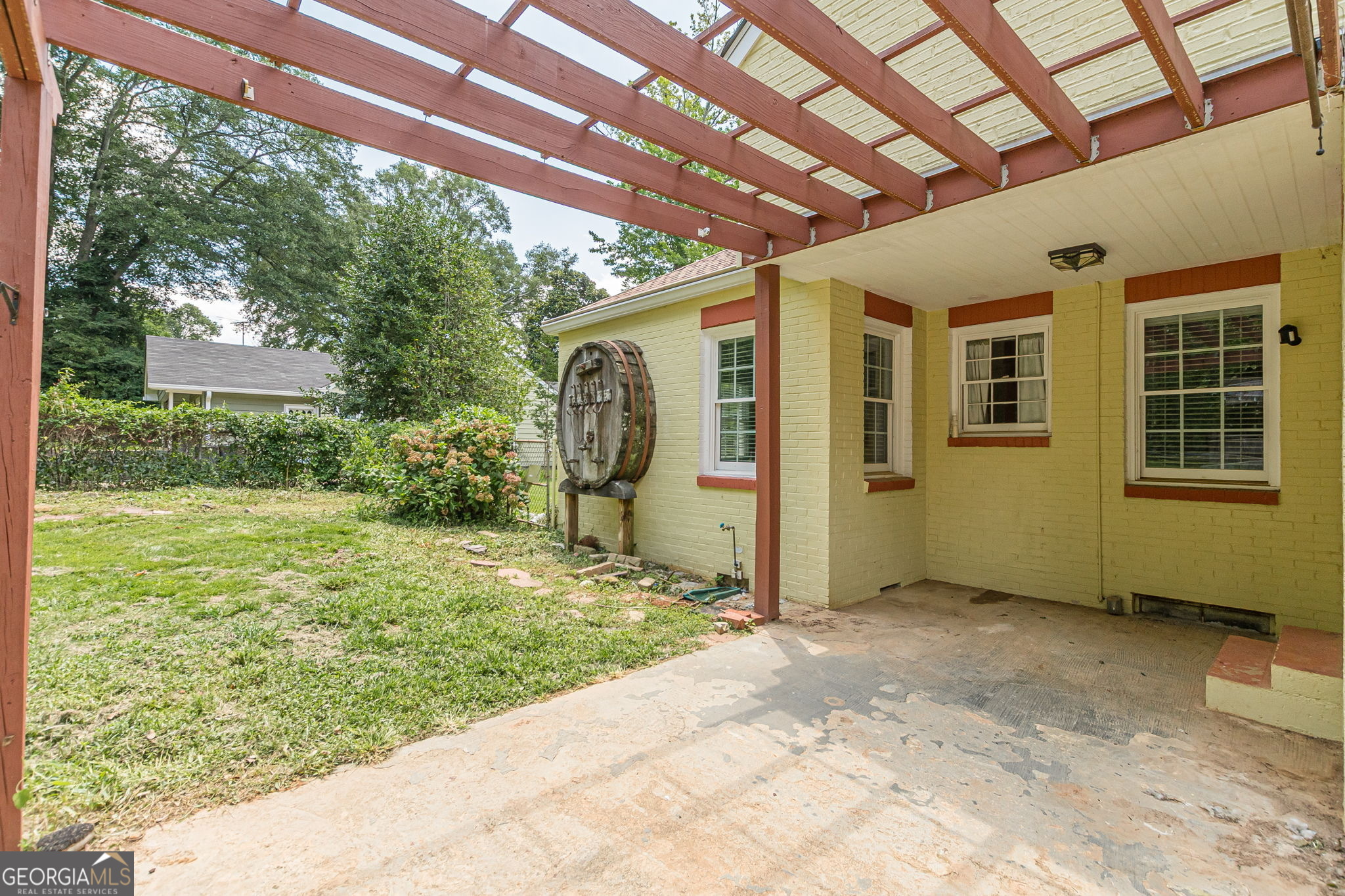 2367 Ridgeway Avenue Property Photo 57