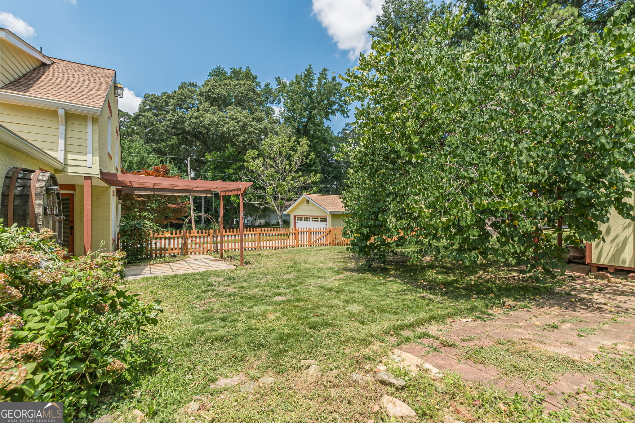 2367 Ridgeway Avenue Property Photo 60