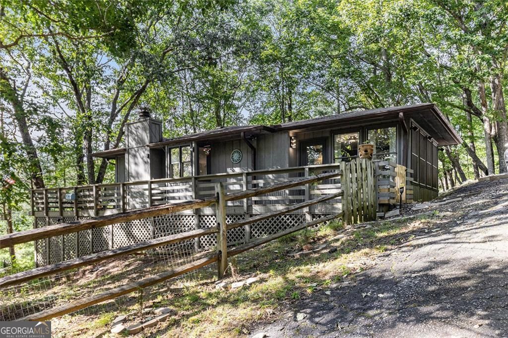 220 Fox Den Circle Property Photo 1