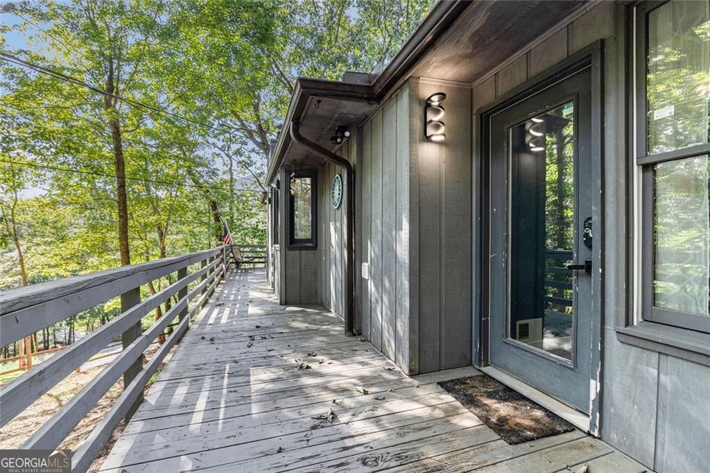 220 Fox Den Circle Property Photo 2