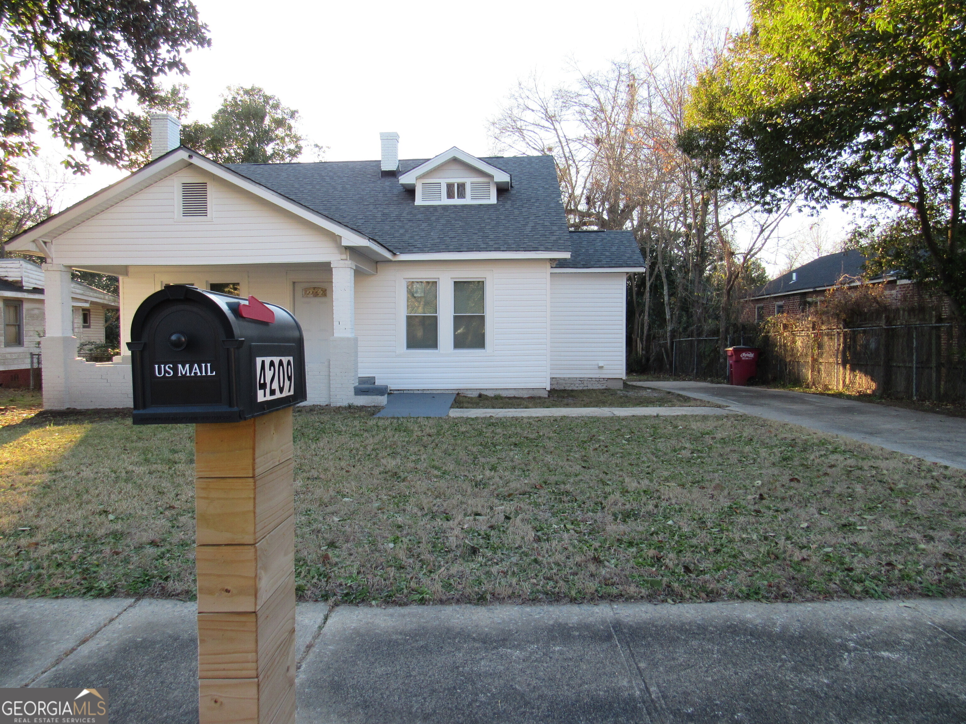 4209 Capitol Avenue Property Photo 1