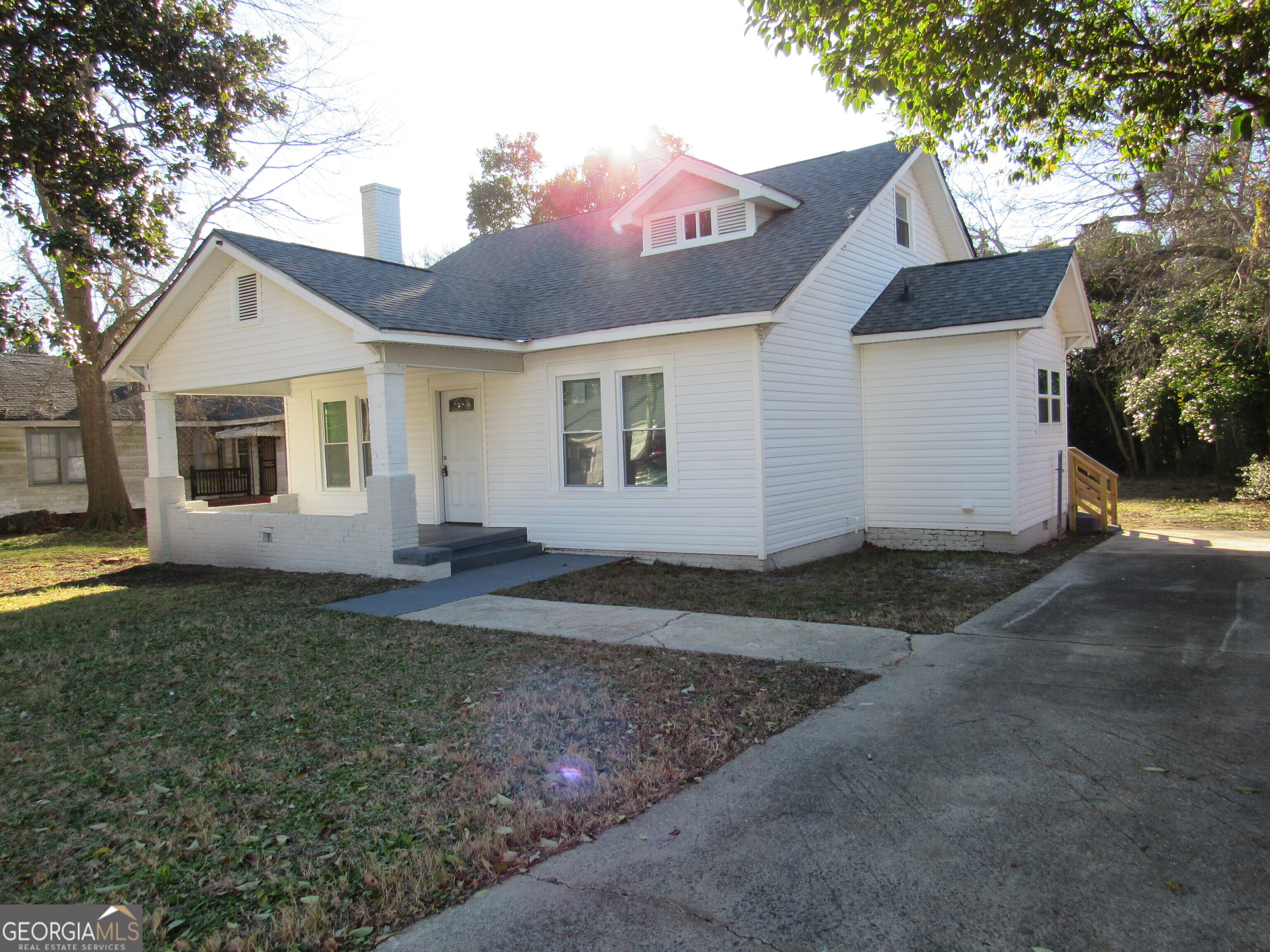 4209 Capitol Avenue Property Photo 3