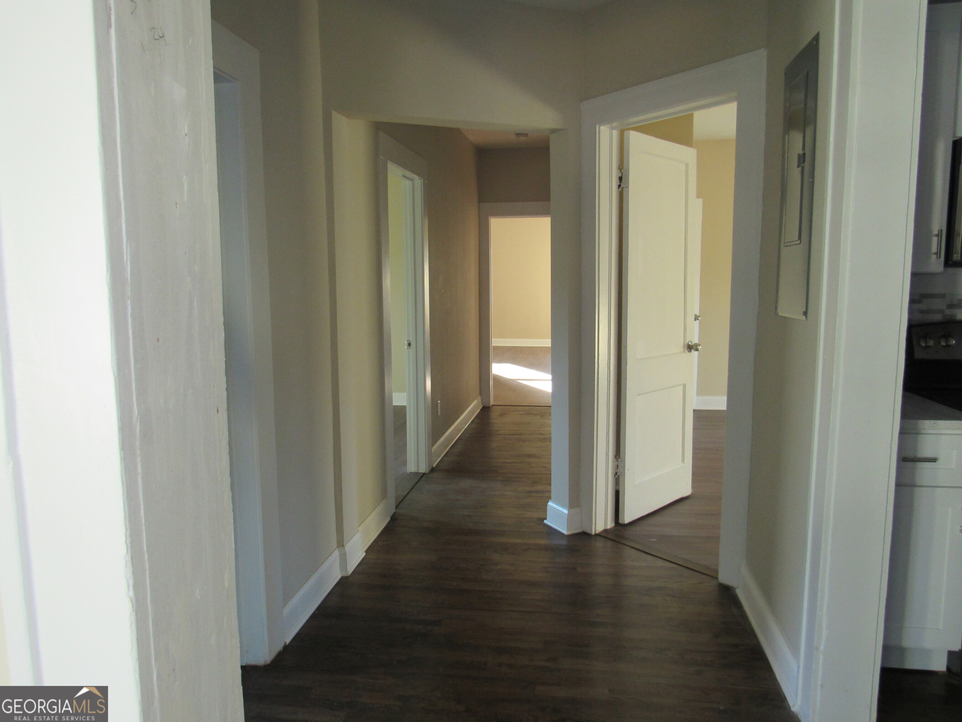4209 Capitol Avenue Property Photo 16
