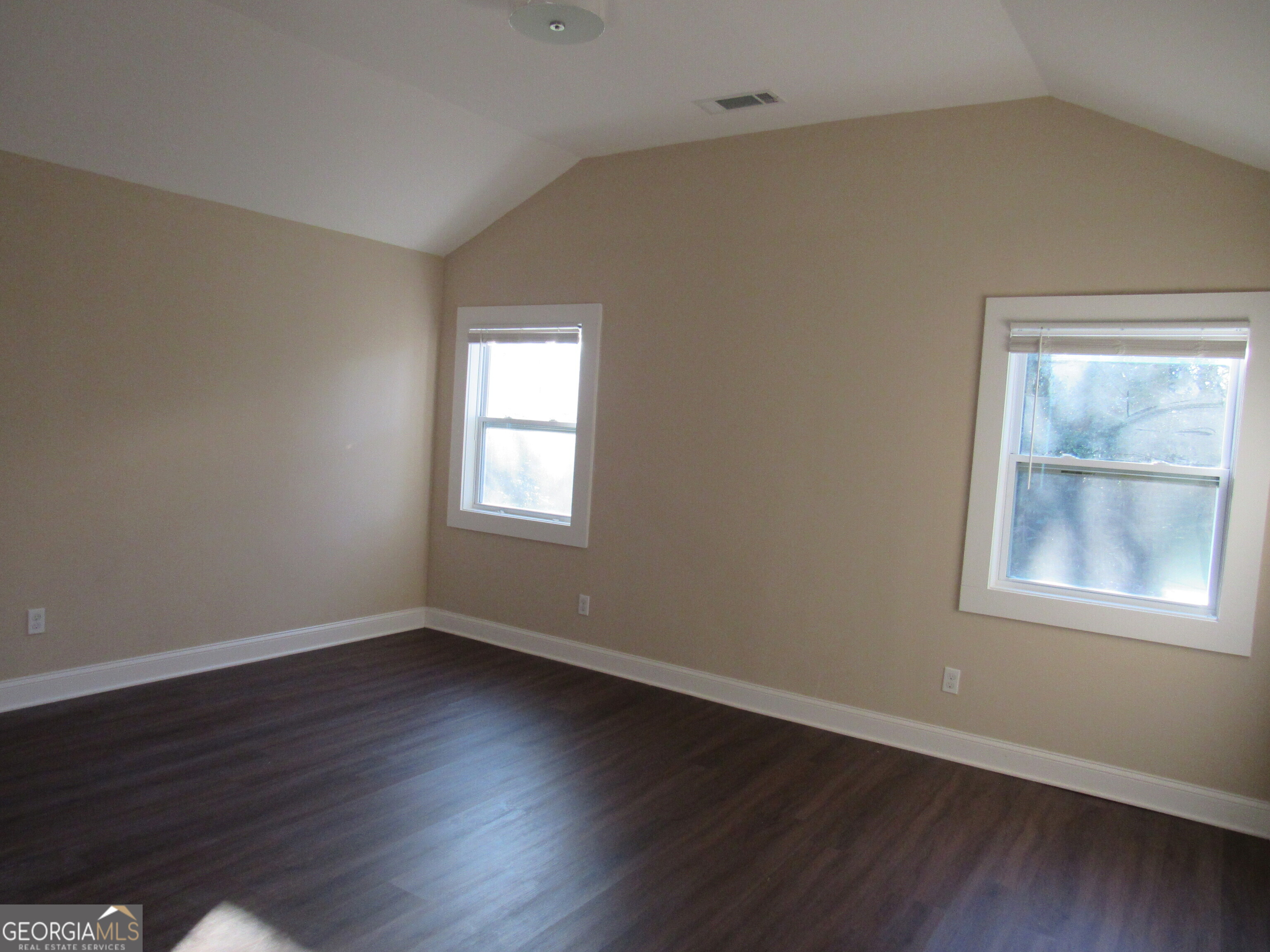 4209 Capitol Avenue Property Photo 22