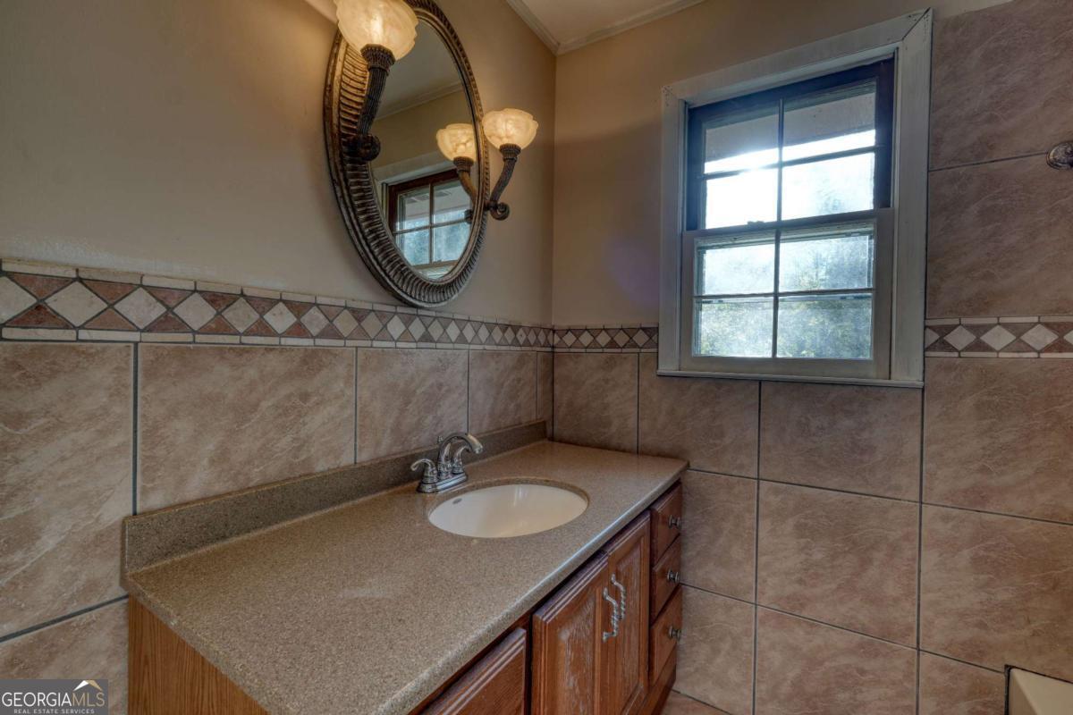 110 Johnson Road Property Photo 17