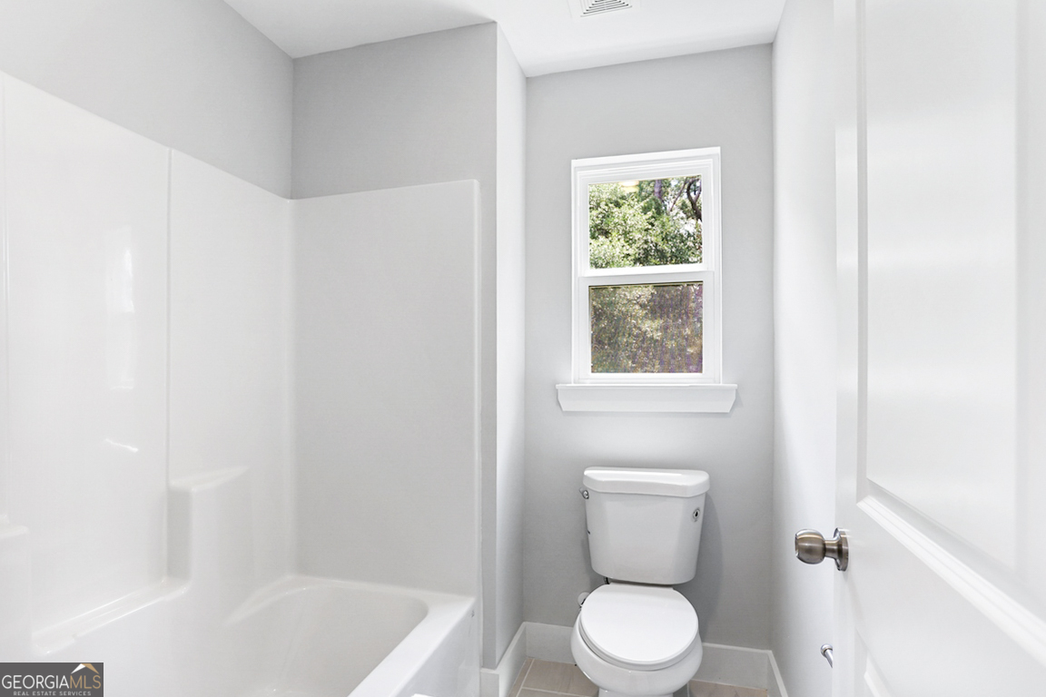 222 Skinner Avenue N Property Photo 33