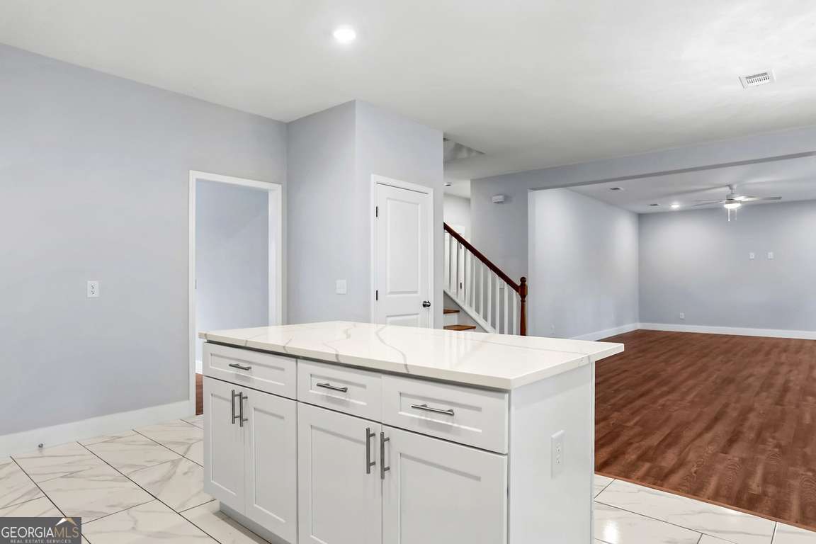 220 Skinner Avenue N Property Photo 17