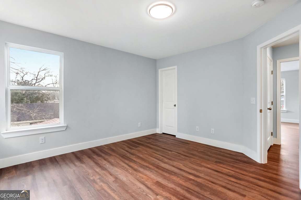 220 Skinner Avenue N Property Photo 24
