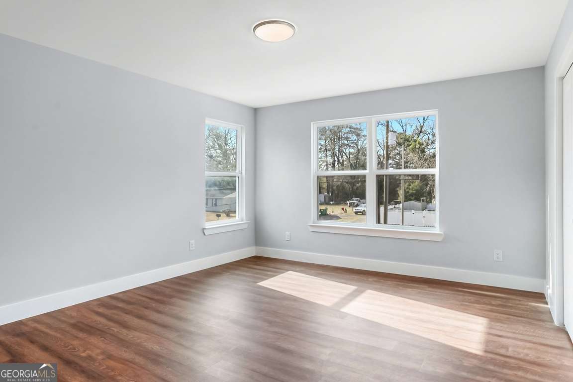 220 Skinner Avenue N Property Photo 25