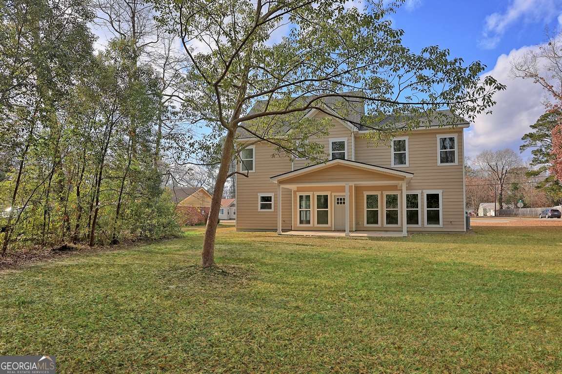 220 Skinner Avenue N Property Photo 48