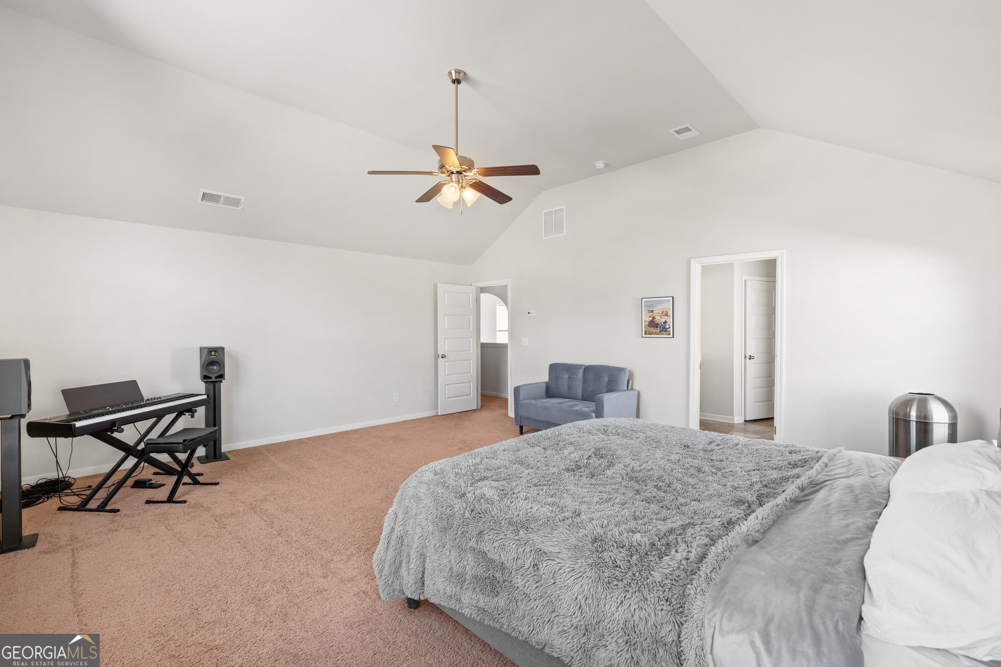 326 Emporia Loop Property Photo 14