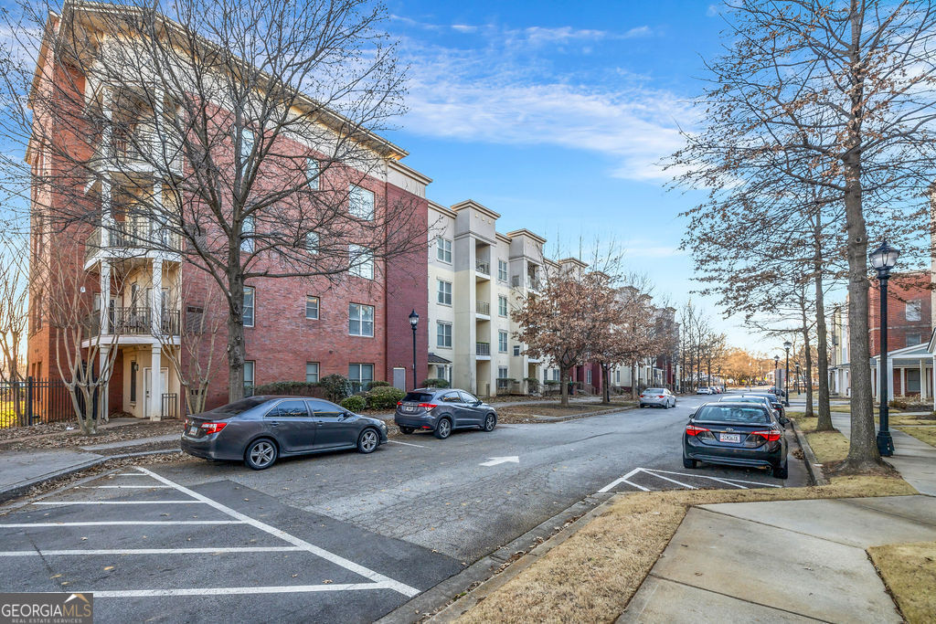 870 Mayson Turner Road Nw # 1321 Property Photo 1
