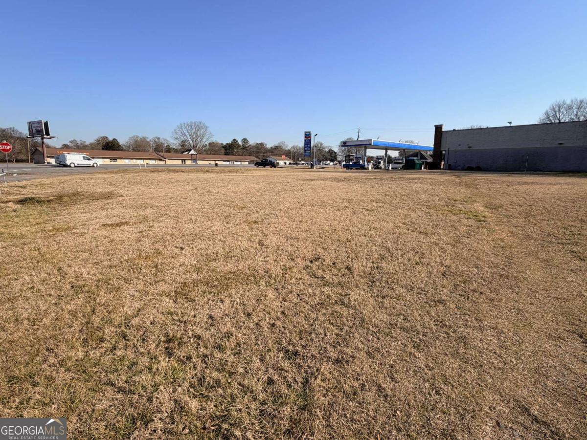 5911 Joe Frank Harris Parkway Nw Property Photo 2