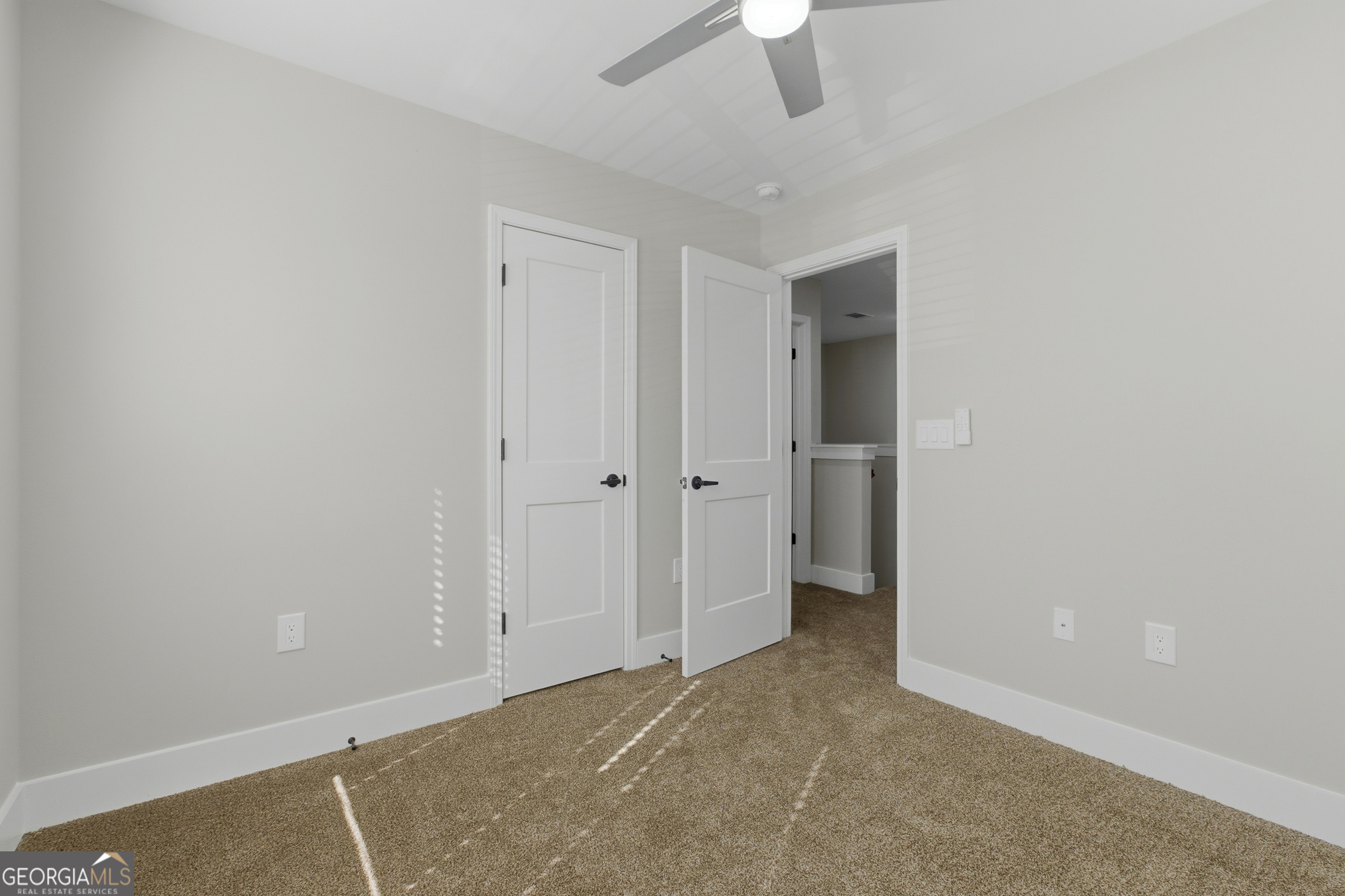 1015 Lyndon Avenue Property Photo 9