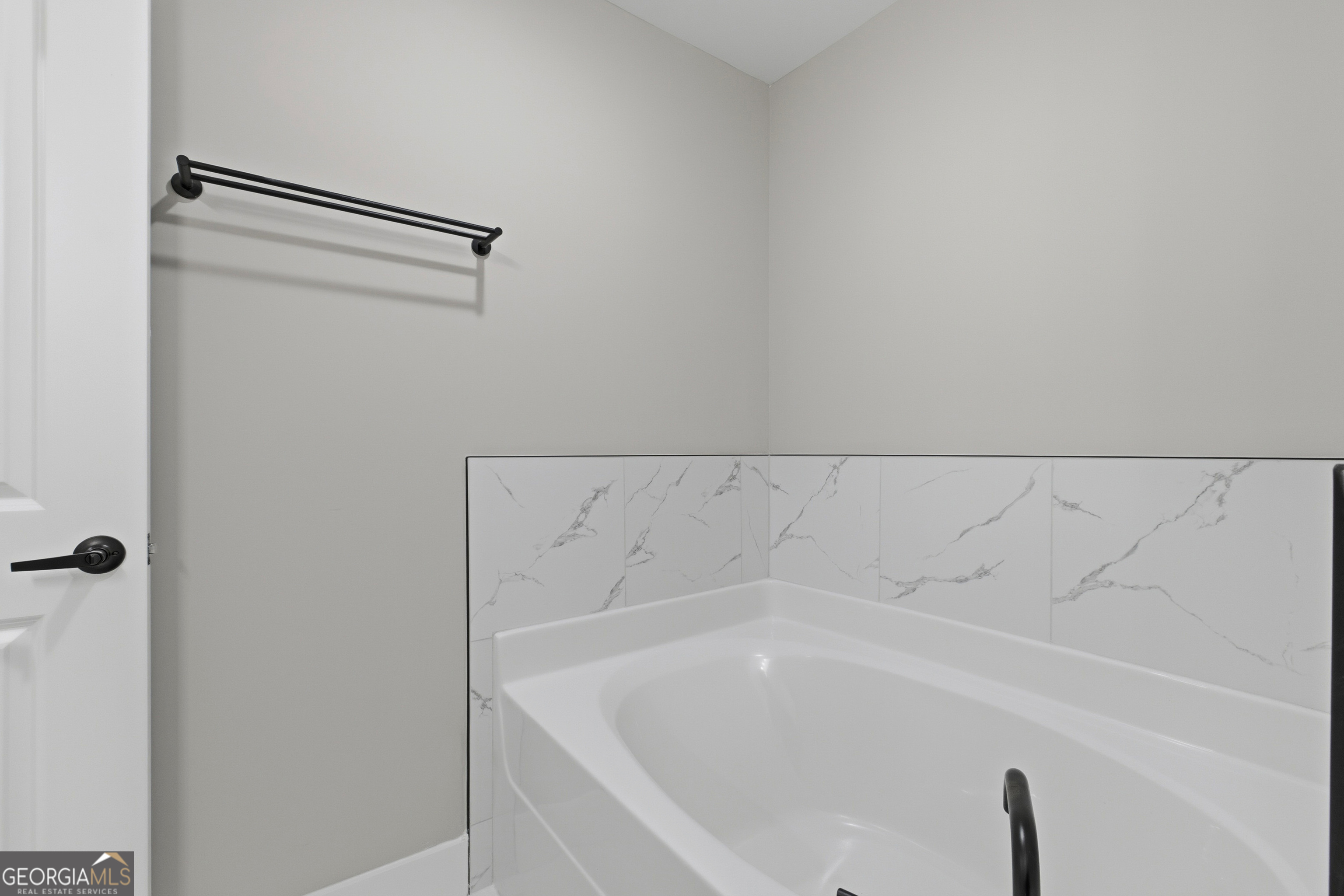 1015 Lyndon Avenue Property Photo 12