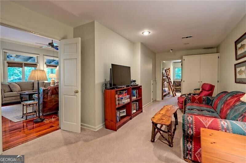 768 Wexford Way Property Photo 18