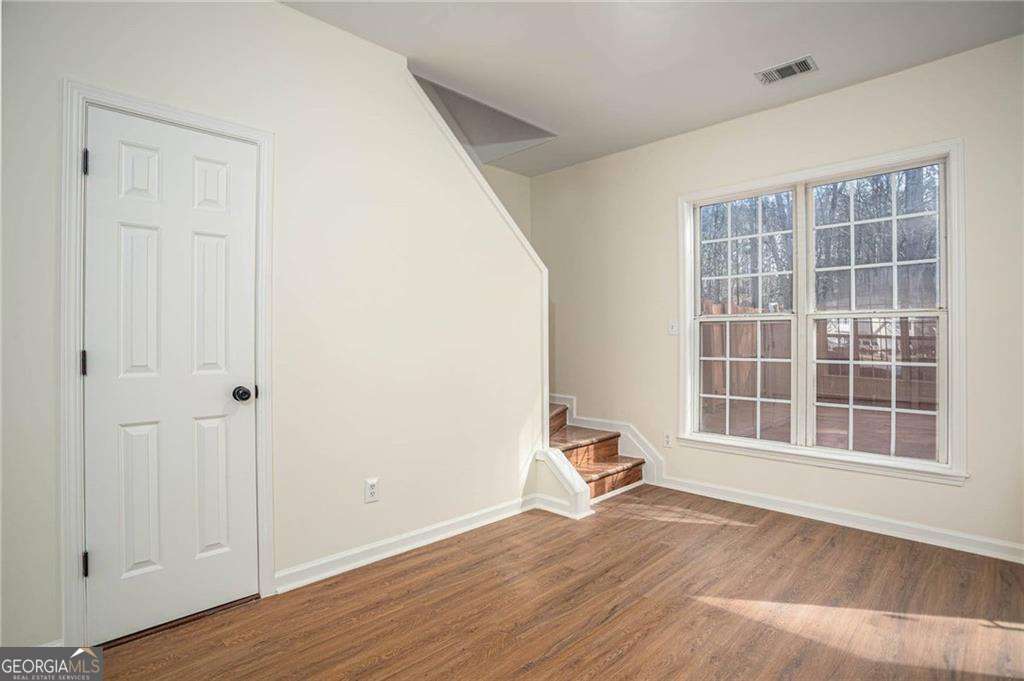 3125 Oxwell Drive Property Photo 8