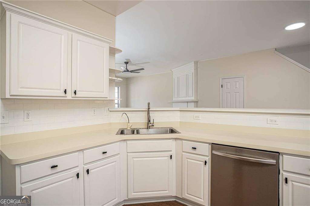 3125 Oxwell Drive Property Photo 14