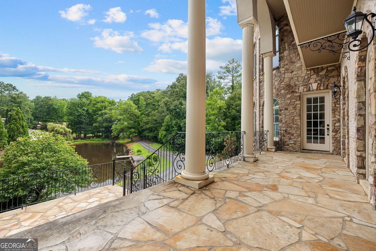 11140 W Road Property Photo 6