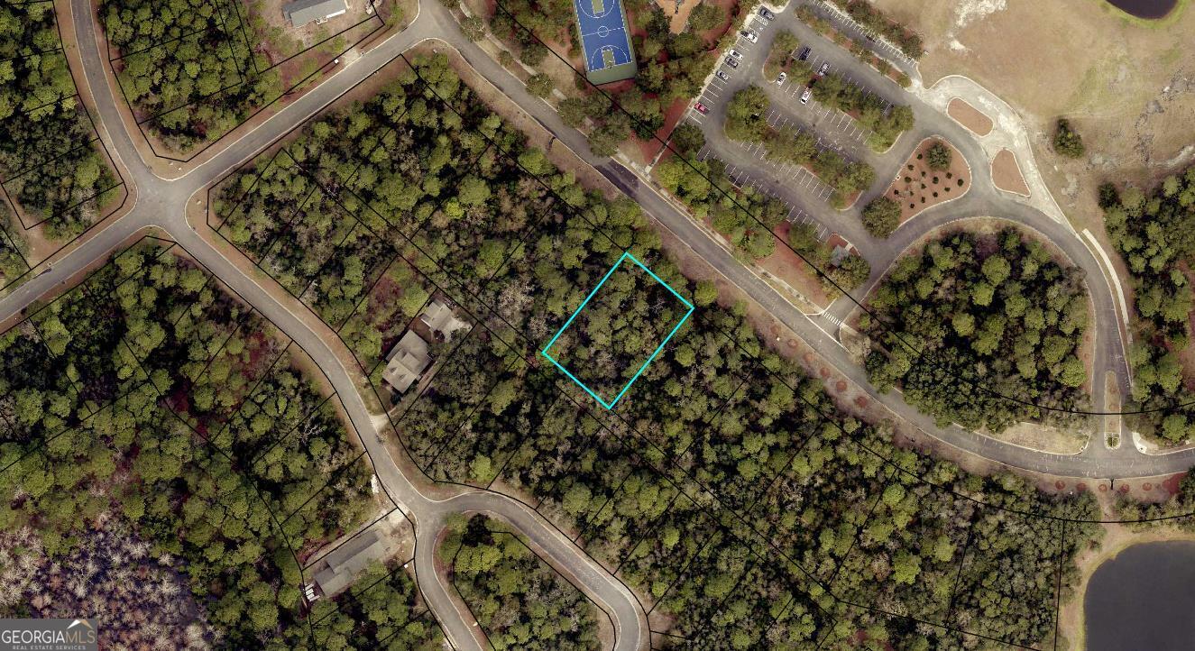 306 Clubhouse Circle Property Photo 2
