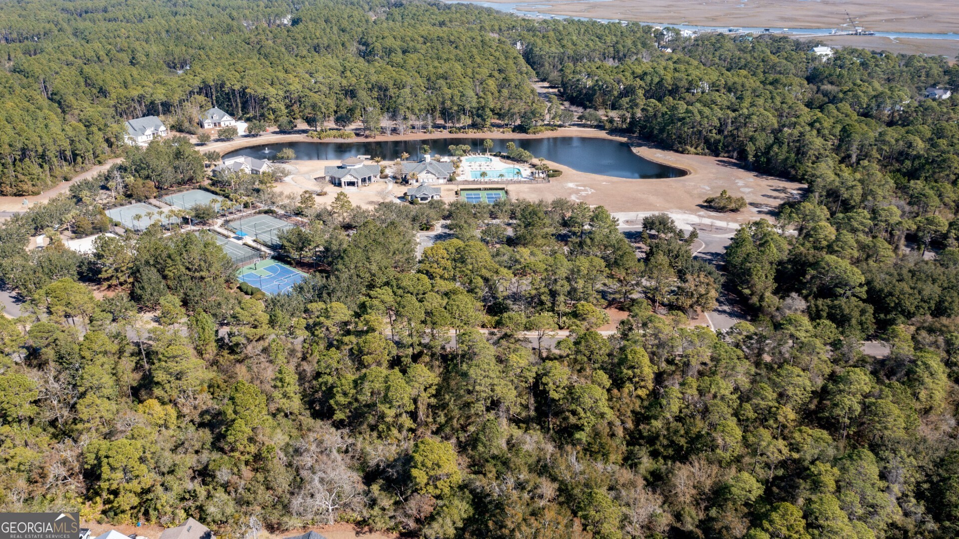 306 Clubhouse Circle Property Photo 10