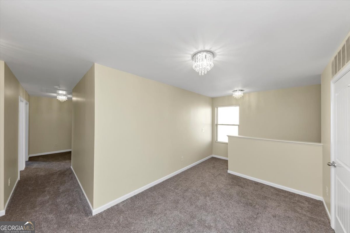 2896 S Hills Property Photo 19