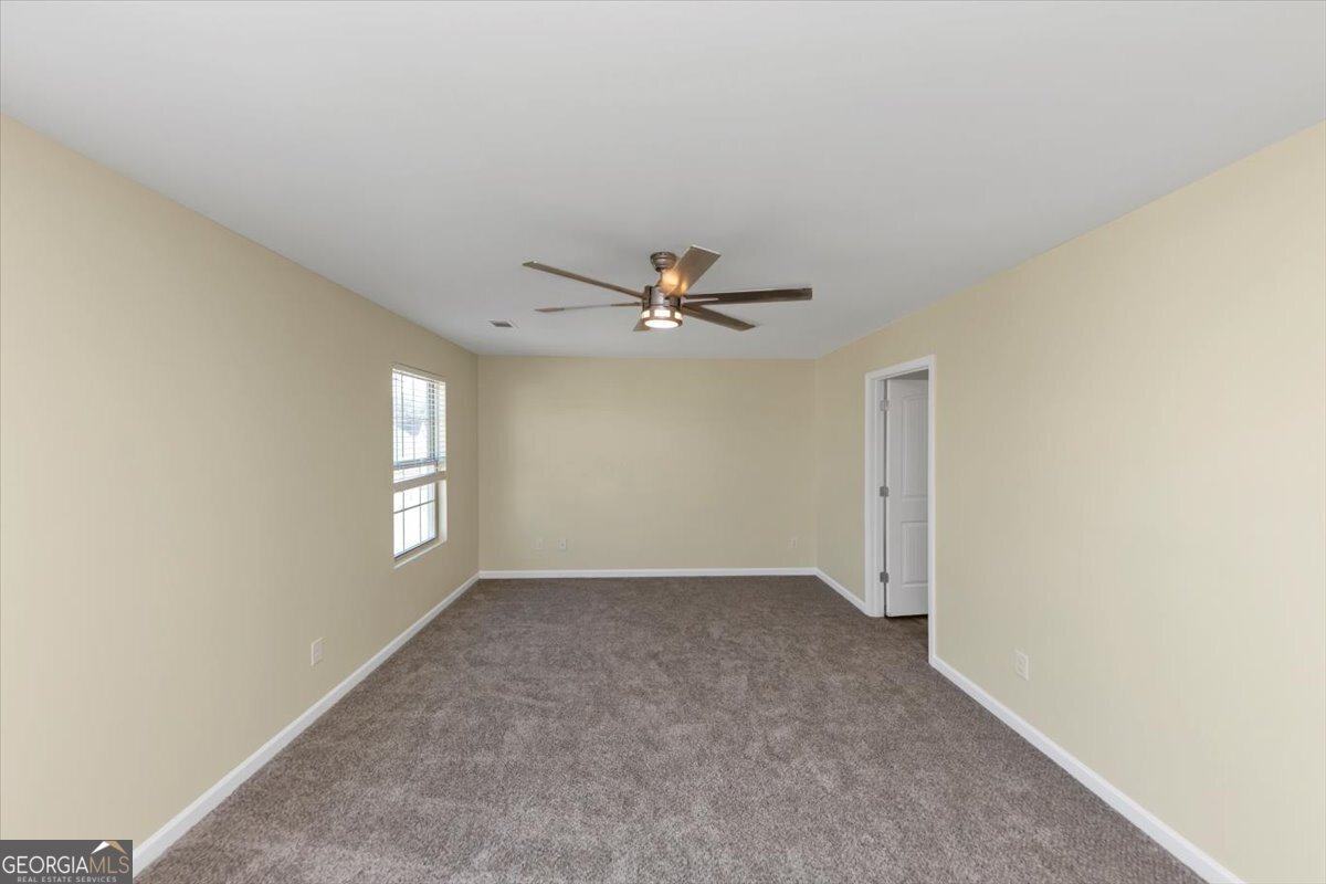 2896 S Hills Property Photo 21