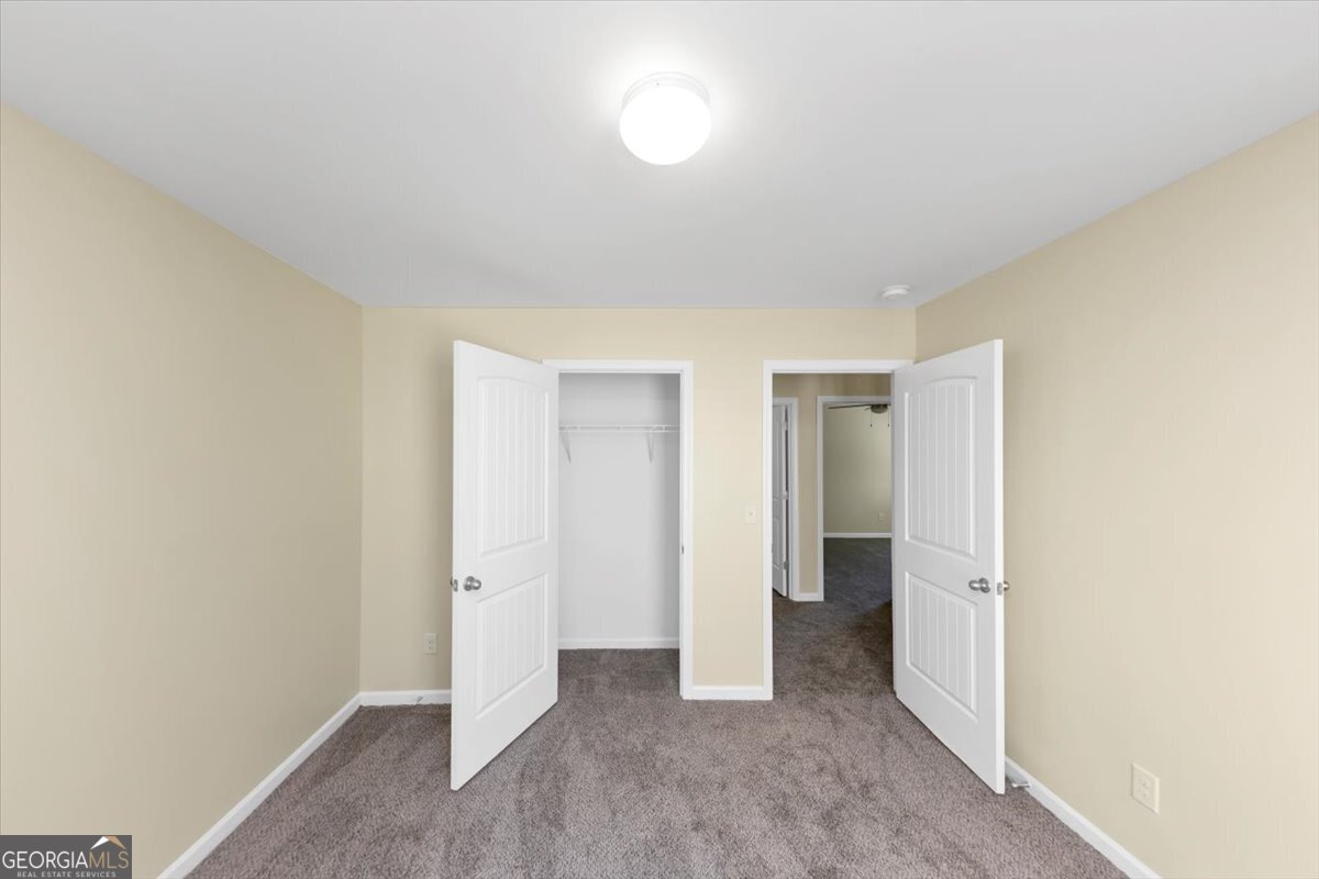 2896 S Hills Property Photo 34