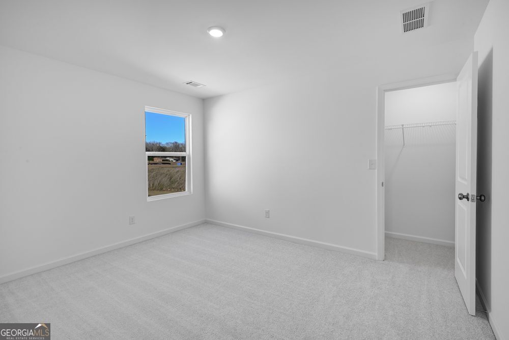 231 Groveton Court Property Photo 28