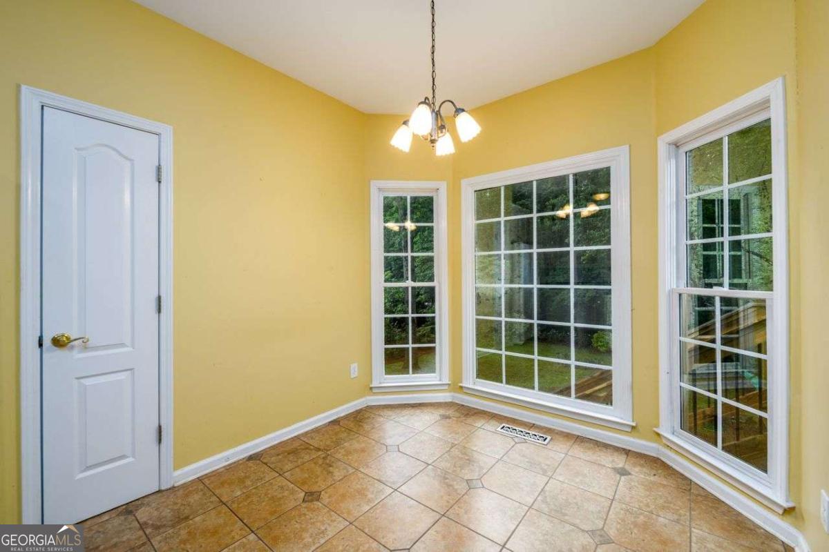 2430 Harbin Springs Cove Property Photo 12