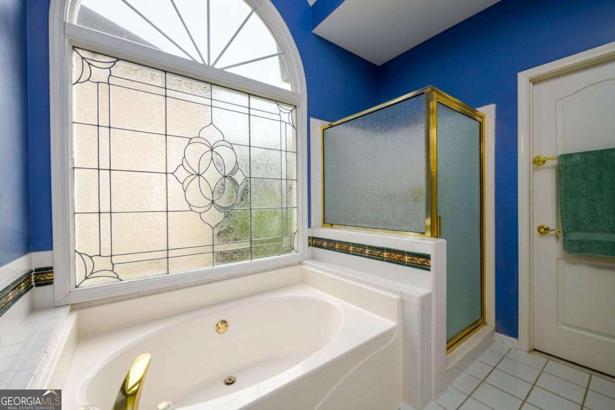 2430 Harbin Springs Cove Property Photo 24