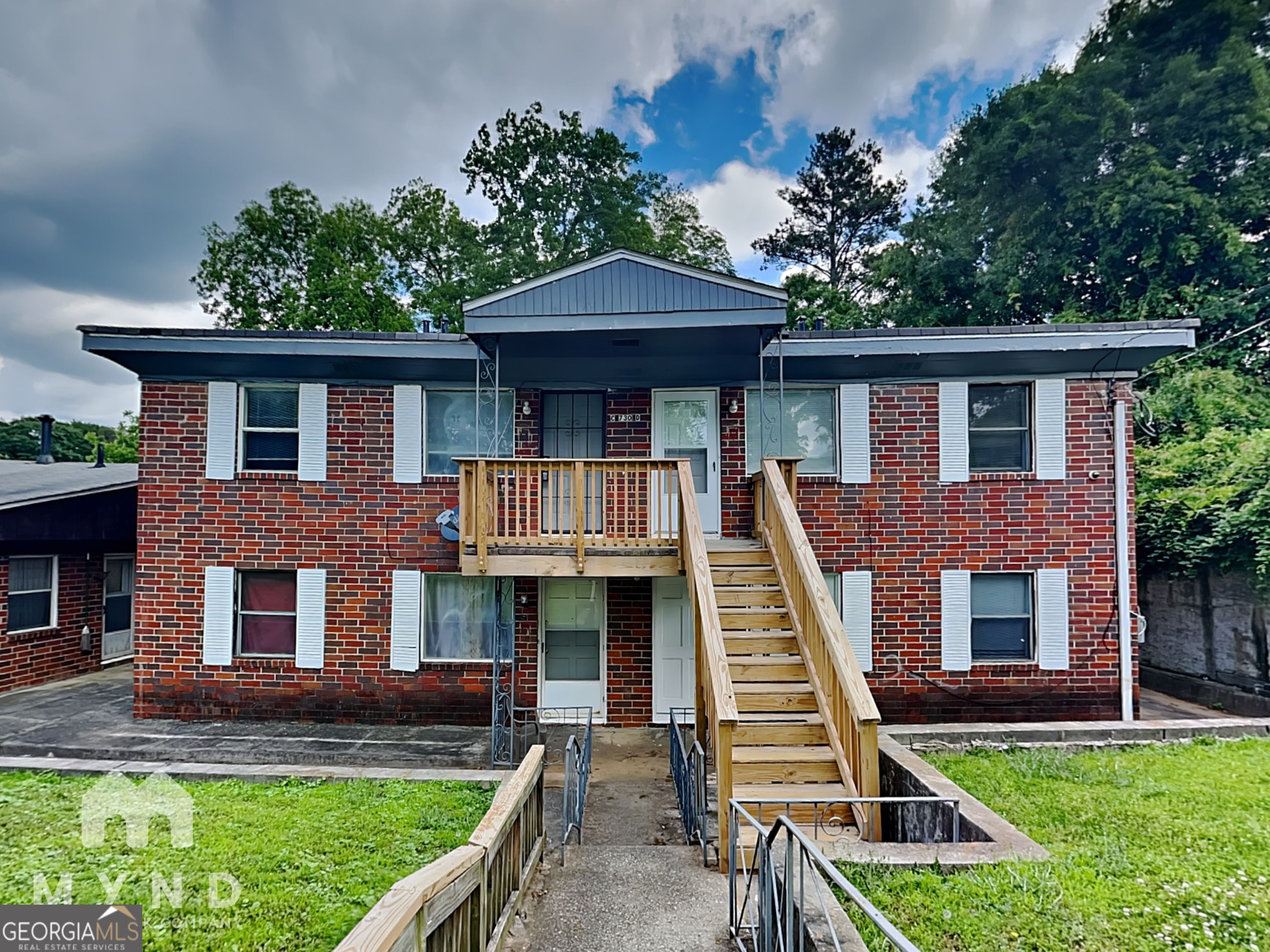 730 Hill Street Property Photo 1