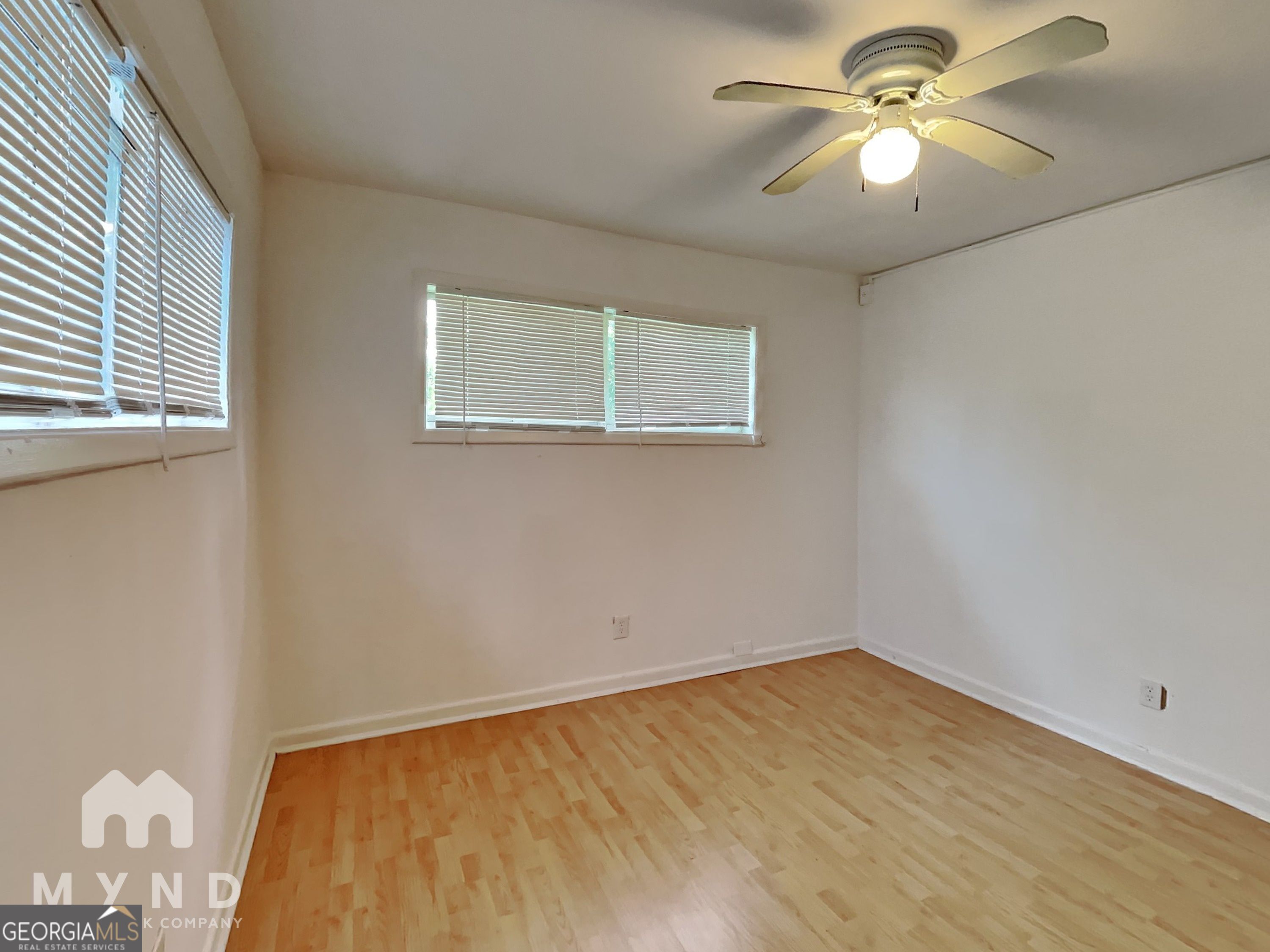 730 Hill Street Property Photo 8