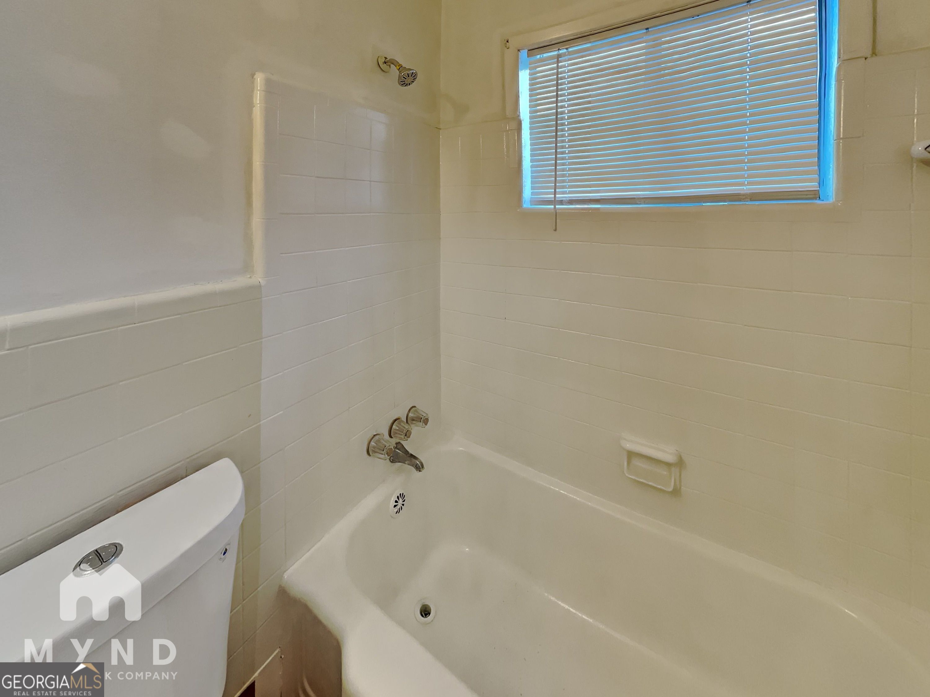 730 Hill Street Property Photo 10